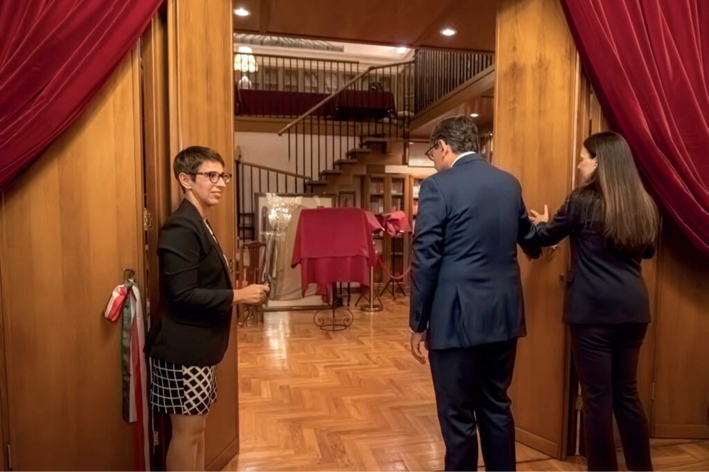 Apertura delle porte della biblioteca di Palazzo Vitelleschi